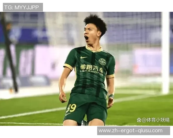 正式签约！与莱万同公司，王钰栋敞开新篇章，下一站德甲？